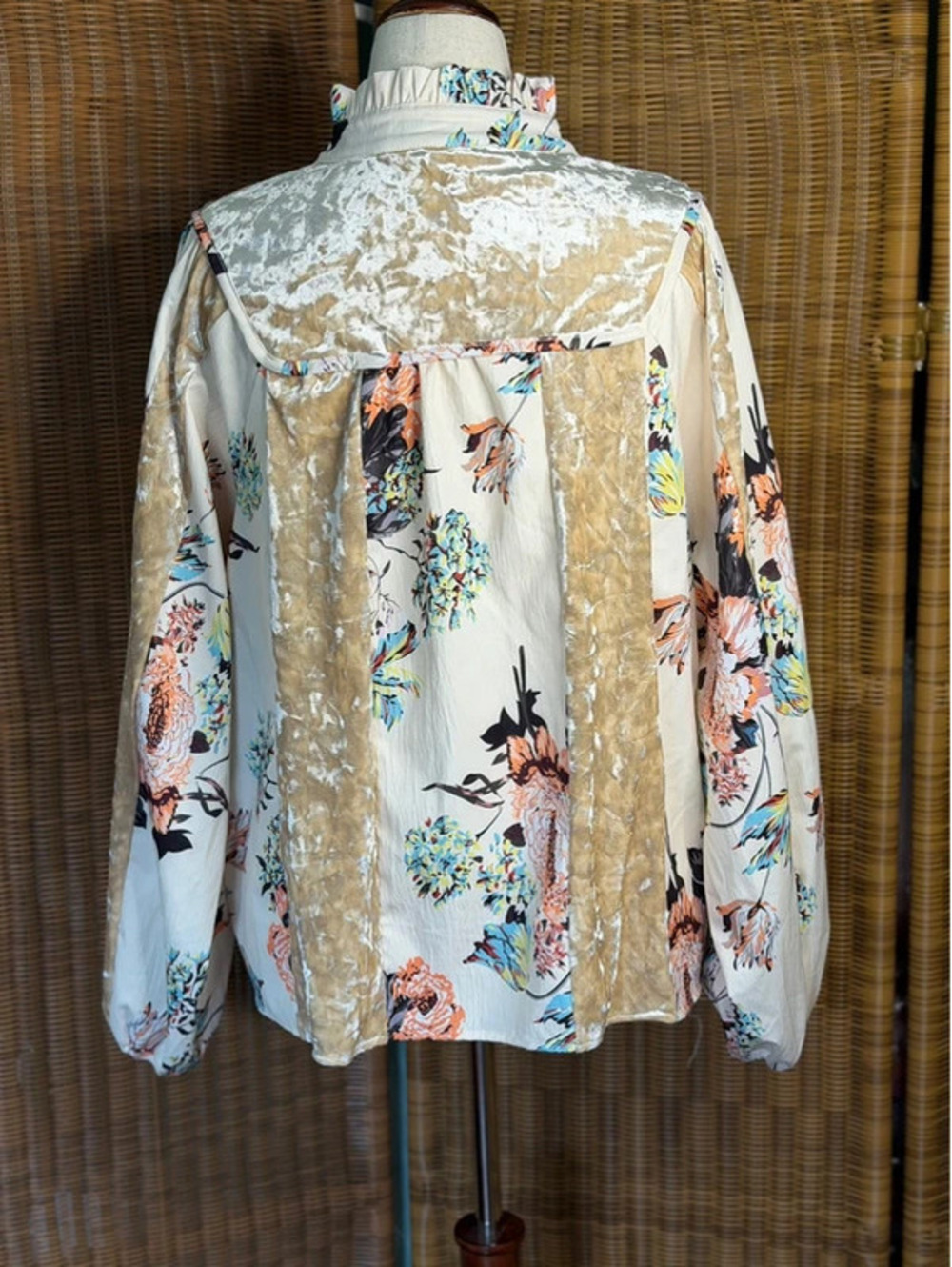 Boho Velour and silky Floral long sleeve Top -2XL - Picture 5 of 7